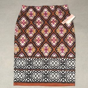 🦖 4/$15 Sequin Hearts Skirt